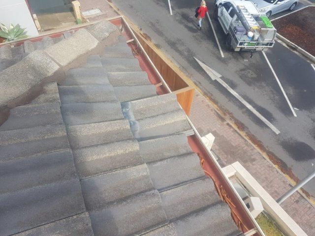 Roof Tile Repairs